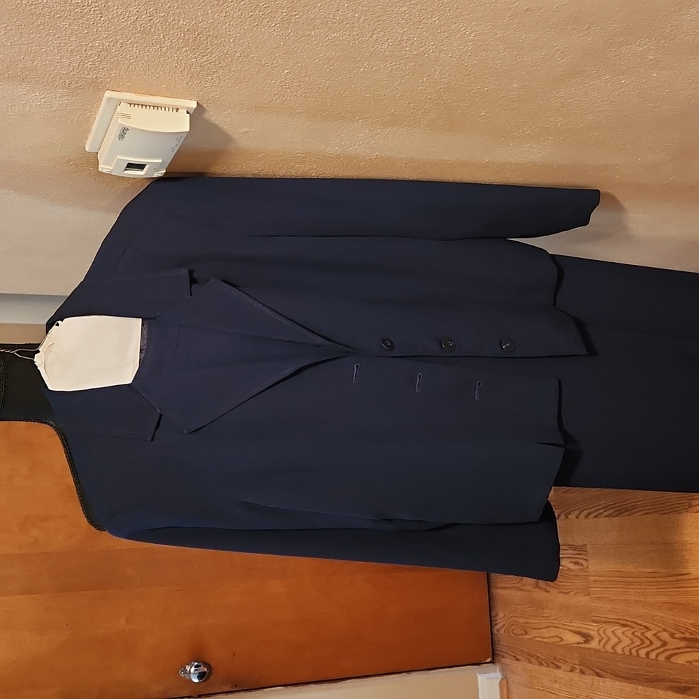 Ladies Dress Suit